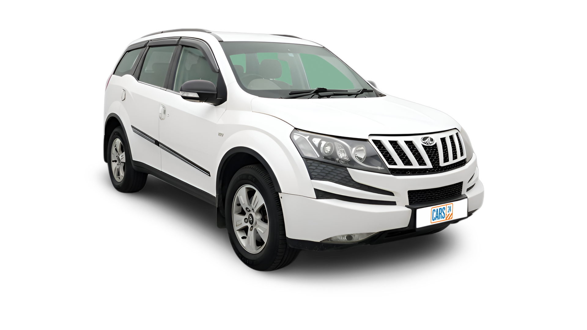 Mahindra XUV500-img